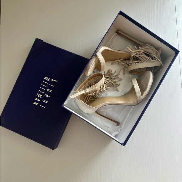 Stuart Weitzman Lovefringe Suede Sandal - size 6.5 - Picture 2 of 9